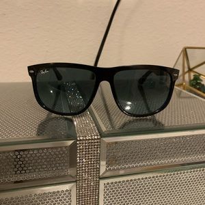 Ray Bans!! (Authentic)